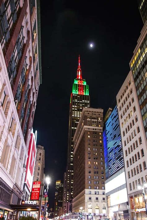 empire state building lights today